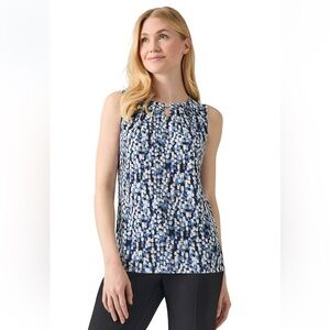 Kasper 	Pleated sleeveless blouse	Blue/Ivory